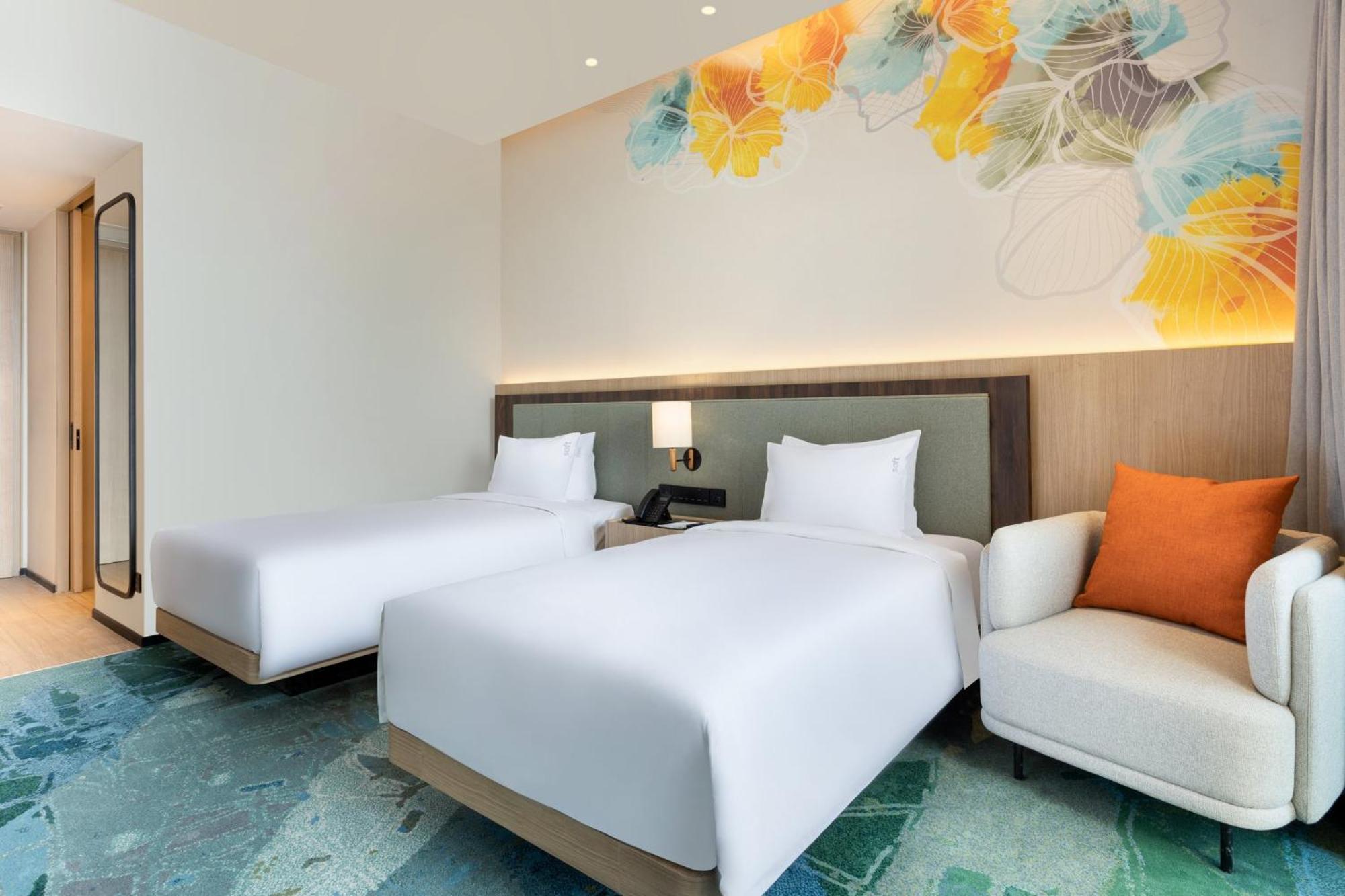 Holiday Inn Lampung Bukit Randu By Ihg Bandar Lampung Kültér fotó